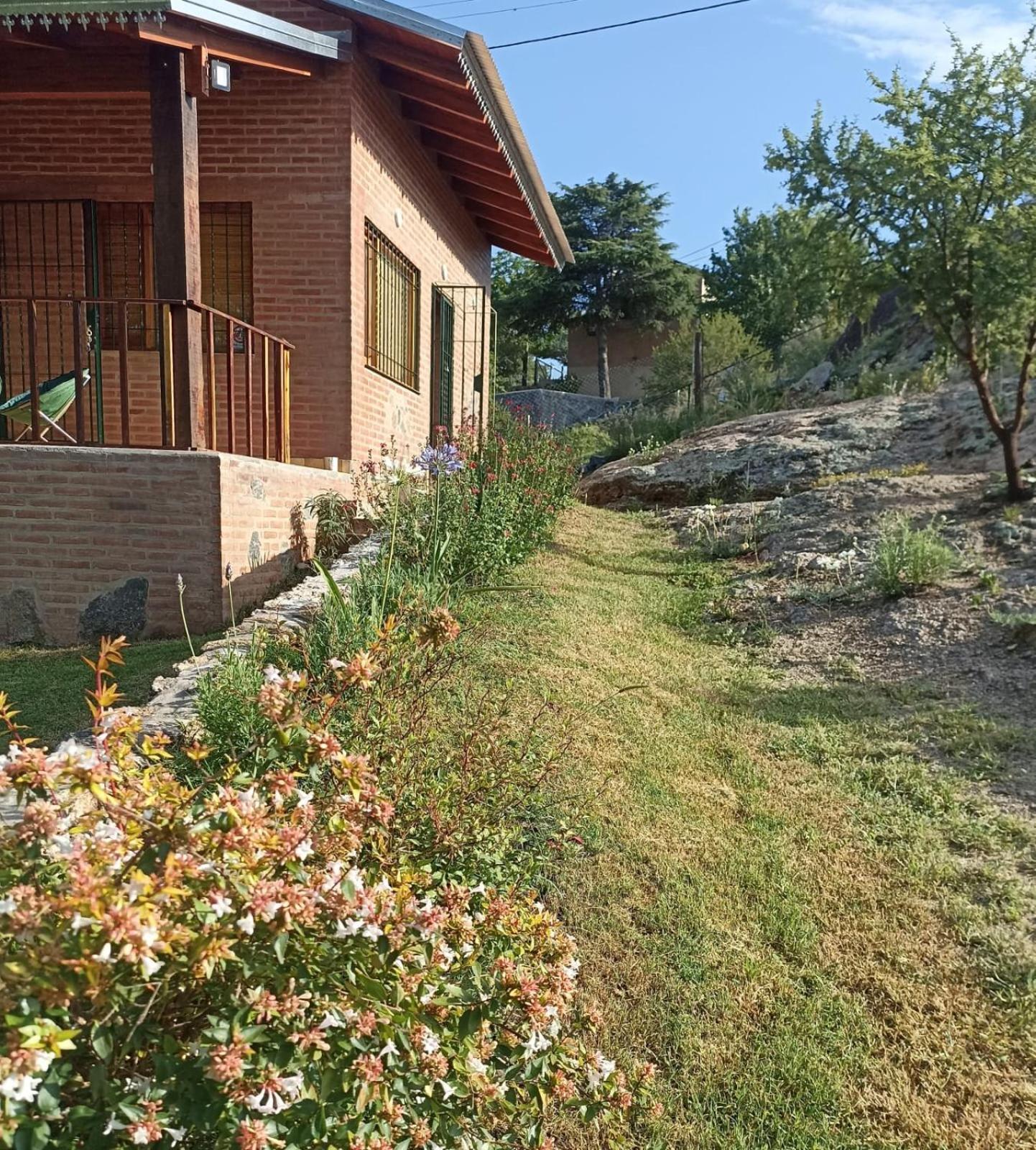 Cabanas Farah Estancia Vieja Ideal Para 2 A 3 Huespedes Villa Carlos Paz Oda fotoğraf